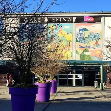 Cosy - En Face De La Gare, Au Centre Apartmán